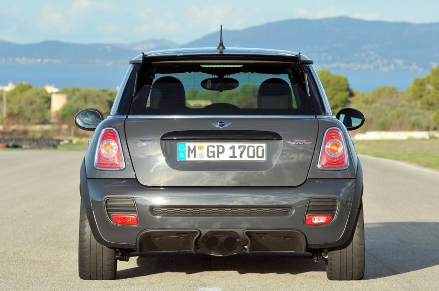 Mini Cooper GP JCW 2014 года  (фото 30 из 92)